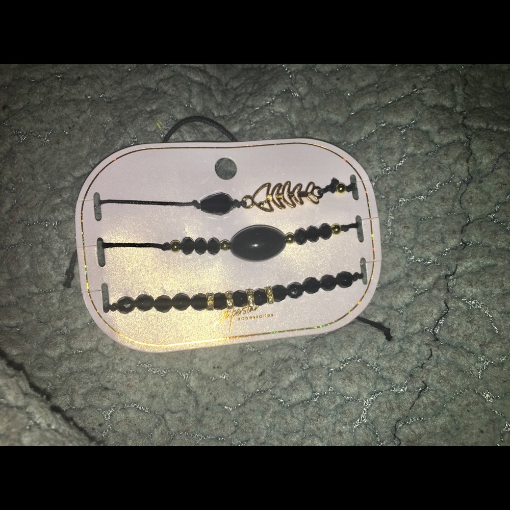 🌺3 for $15🌺 Black and Gold set of 3 Bracelets